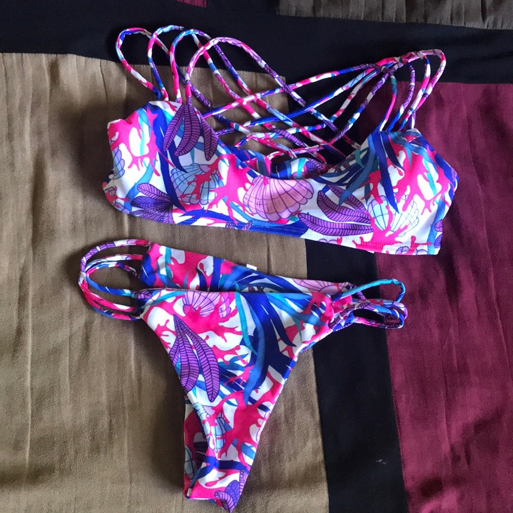 Sea shell Strappy bikini